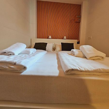 Ljubljana Center Budget Apartment Luaran gambar