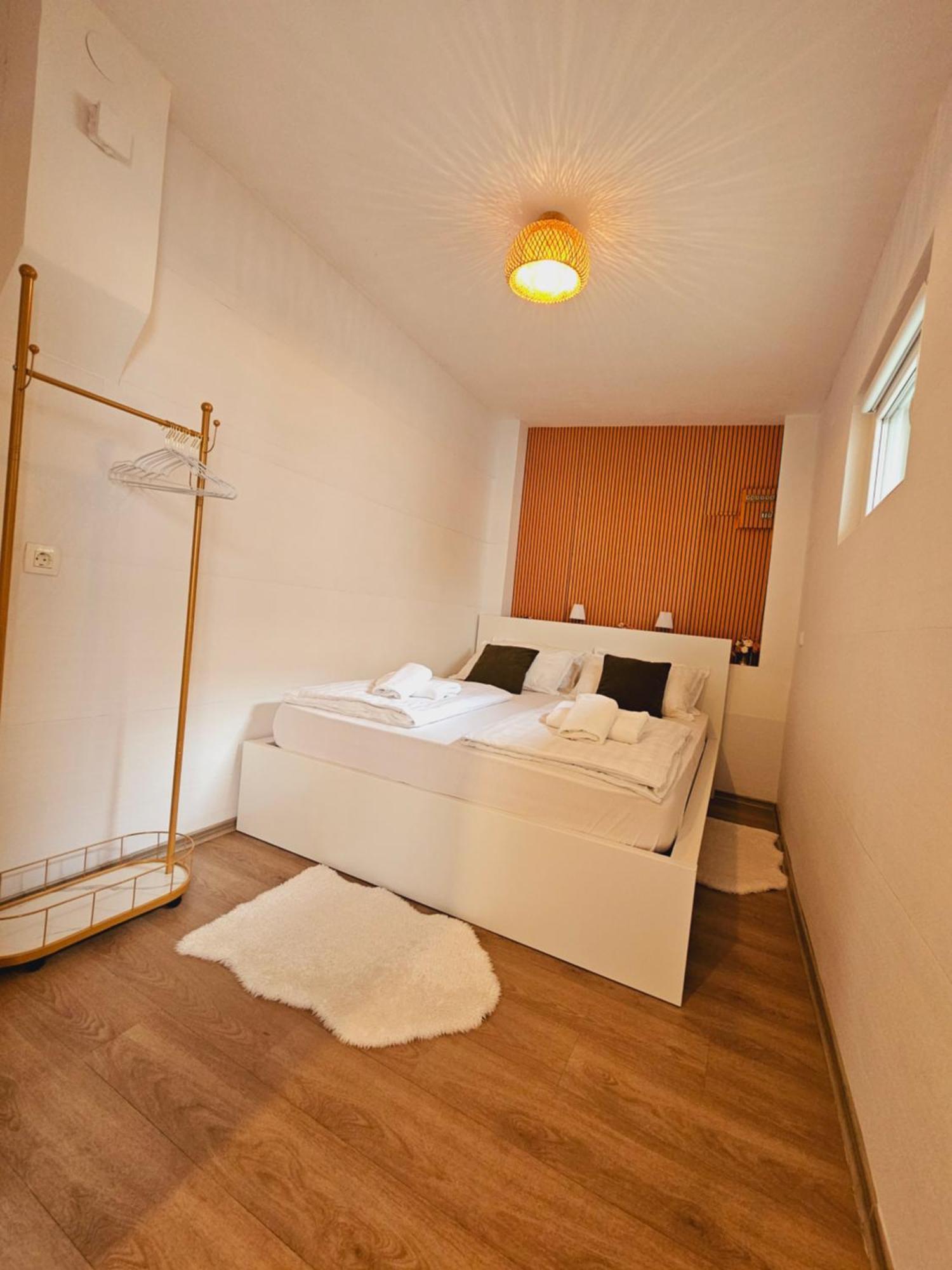 Ljubljana Center Budget Apartment Luaran gambar